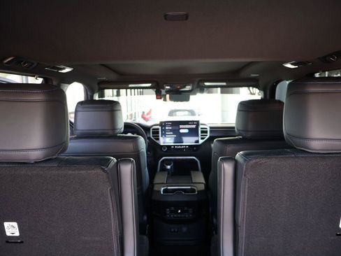 Certified 2025 Toyota Sequoia Platinum AWD/4WD image 31