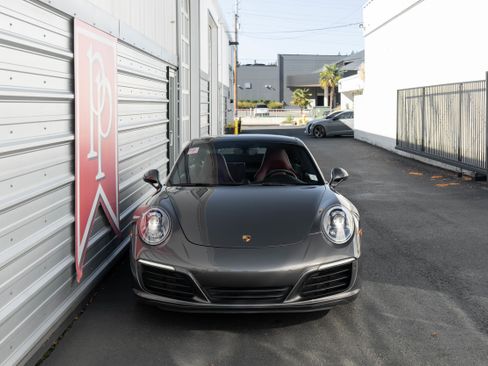 Used 2017 Porsche 911 Carrera 4S image 41