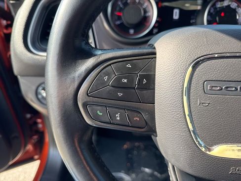 Used 2021 Dodge Challenger SXT image 13