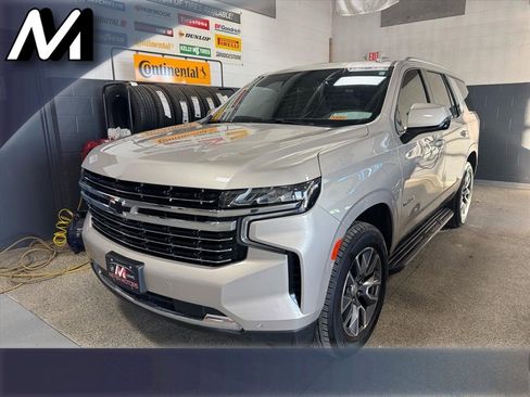 Used 2022 Chevrolet Tahoe LT w/ LT Signature Plus Package image 1