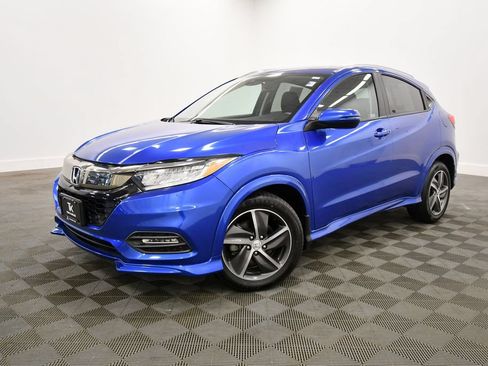 Certified 2020 Honda HR-V Touring image 2