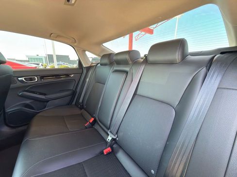 Used 2024 Honda Civic Touring image 32