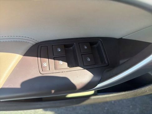 Used 2016 Buick Regal FWD image 18