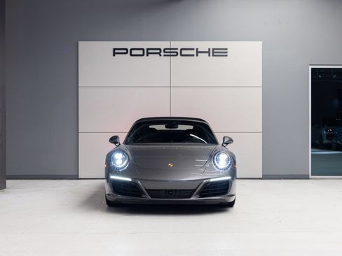 Certified 2018 Porsche 911 Carrera 4S AWD/4WD image 12