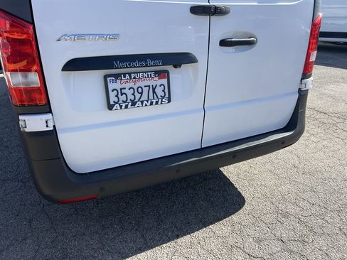 Used 2021 Mercedes-Benz Metris Cargo Van w/ Premium Safety Package image 29