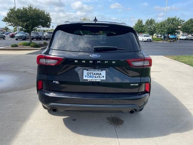 Certified 2023 Ford Escape ST-Line w/ Tech Pack #1 AWD/4WD image 6