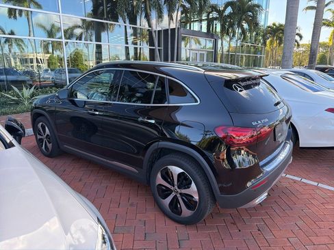 Certified 2025 Mercedes-Benz GLA 250 image 2