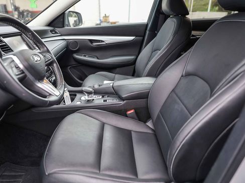 Used 2019 INFINITI QX50 Luxe w/ Protection Package image 13