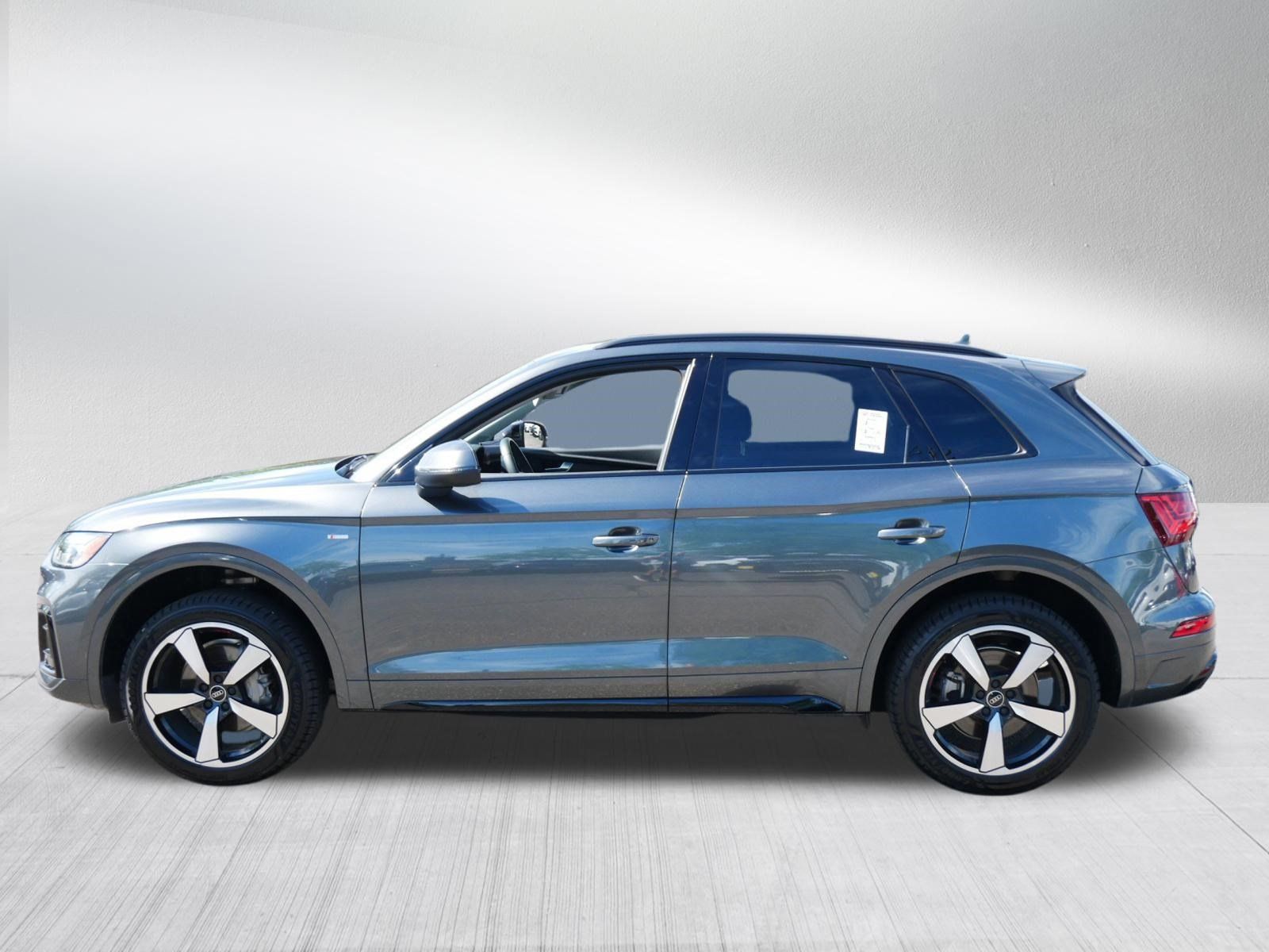 Used 2023 Audi Q5 2.0T Premium Plus w/ Premium Plus Package AWD/4WD image 4