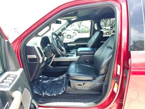 Used 2016 Ford F150 Lariat w/ Equipment Group 502A Luxury RWD image 12