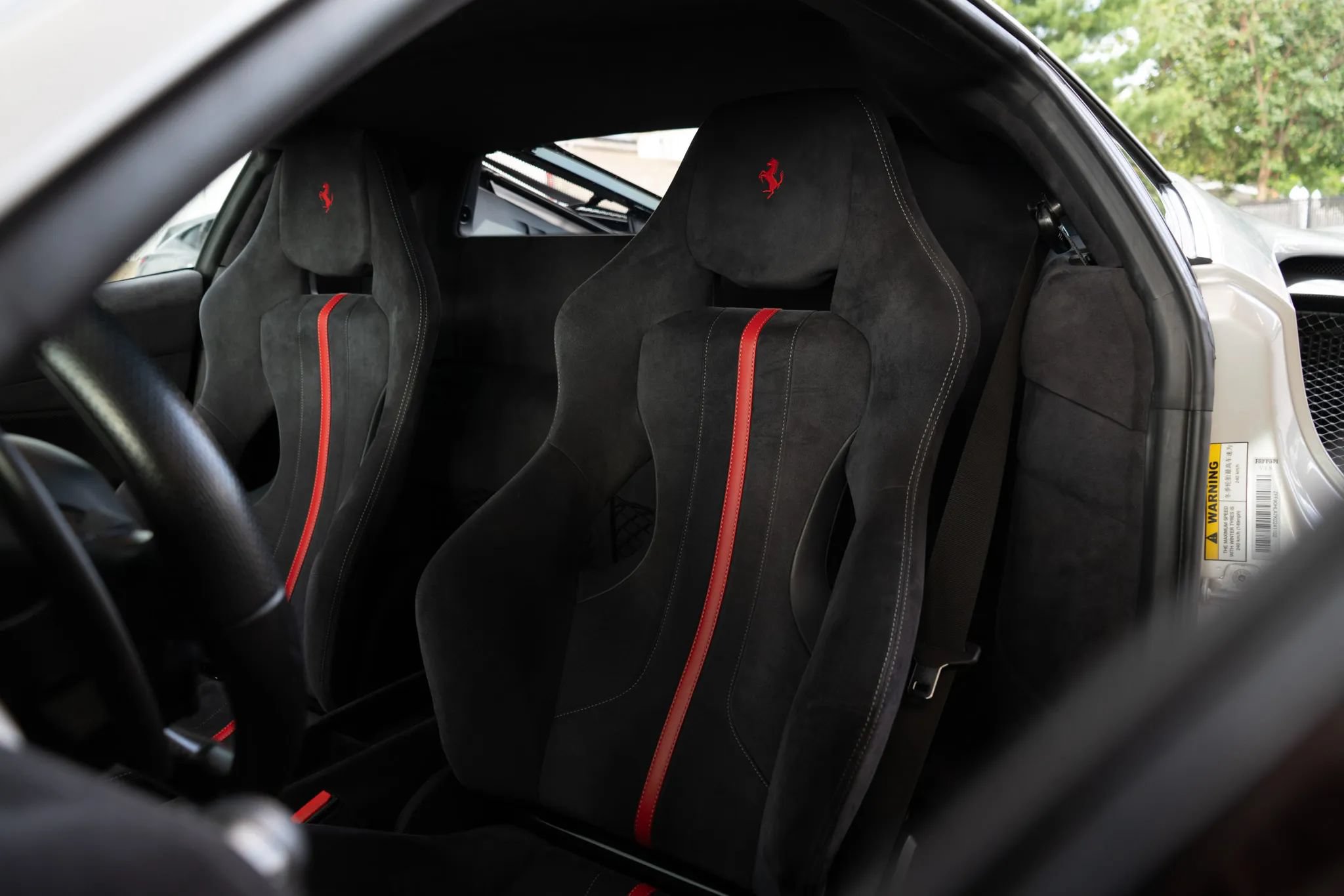 Used 2019 Ferrari 488 Pista Coupe RWD image 17