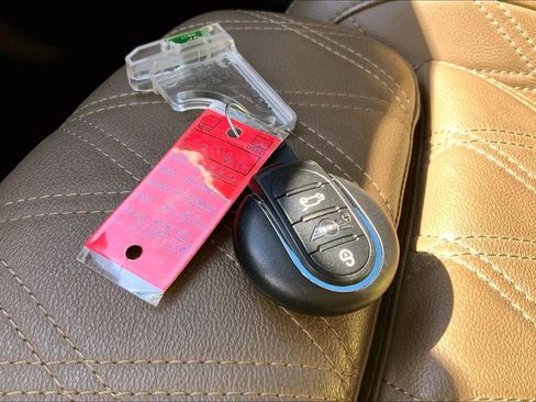 Used 2020 MINI Cooper Countryman S w/ Signature Upholstery Package image 11