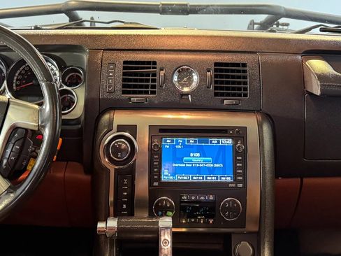 Used 2008 HUMMER H2 image 26