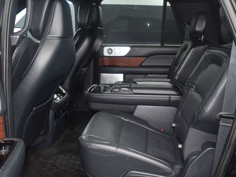 Certified 2023 Lincoln Navigator L Reserve w/ Equipment Group 201A image 11