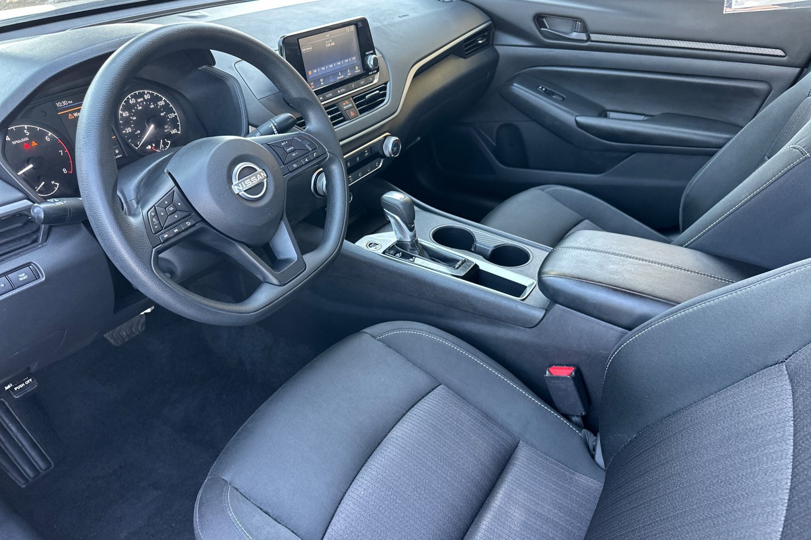 Used 2024 Nissan Altima 2.5 S FWD image 10