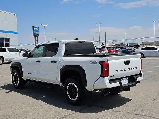 Used 2024 Toyota Tacoma TRD Off-Road AWD/4WD image 3