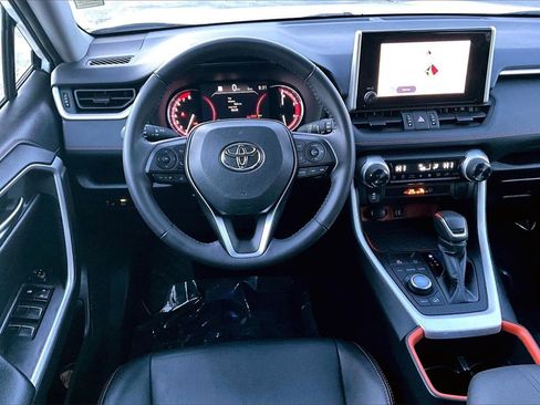 Used 2024 Toyota RAV4 Adventure image 5