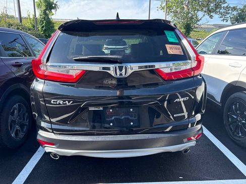 Used 2018 Honda CR-V Touring image 5
