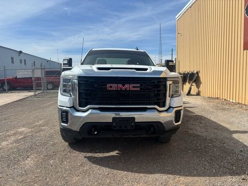 Used 2023 GMC Sierra 2500 Pro w/ Convenience Package image 3
