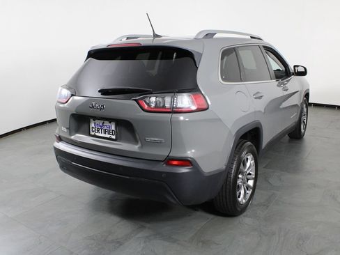 Used 2020 Jeep Cherokee Latitude Plus FWD image 3