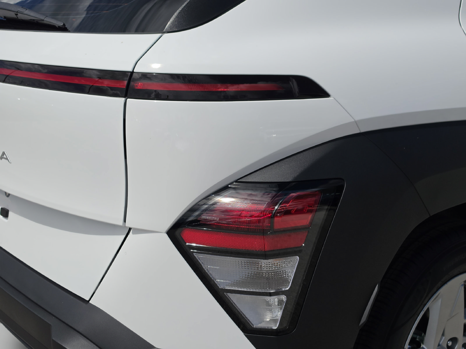 New 2027 Hyundai Kona SE FWD image 14