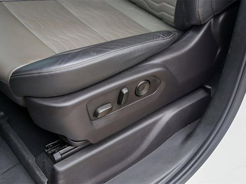 Certified 2024 Chevrolet Silverado 1500 ZR2 w/ Technology Package image 11