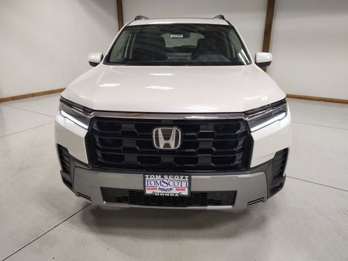 New 2026 Honda Pilot EX-L image 3
