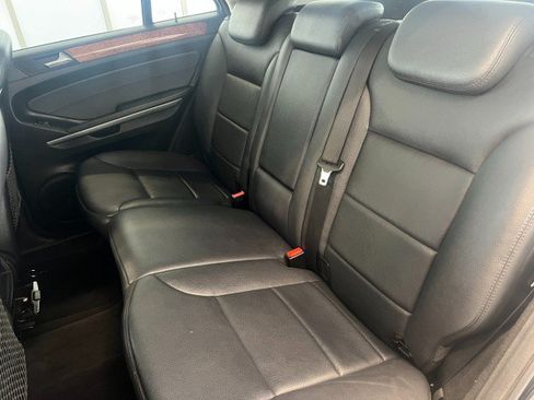 Used 2009 Mercedes-Benz ML 350 4MATIC image 35