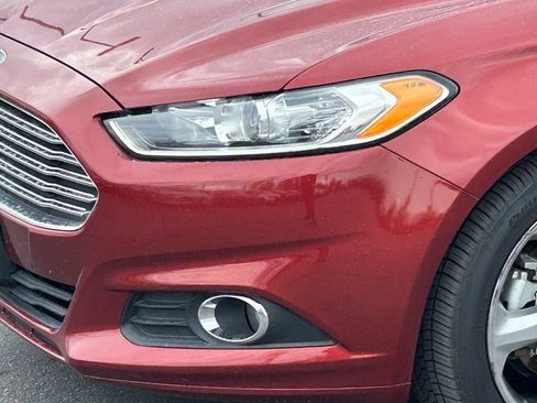 Used 2014 Ford Fusion SE w/ Equipment Group 501A image 11
