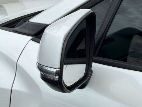Certified 2023 Toyota Corolla Cross AWD Hybrid image 29