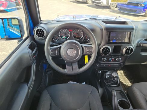 Used 2016 Jeep Wrangler Unlimited Sport AWD/4WD image 9