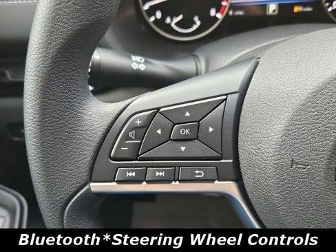 Certified 2025 Nissan Sentra SV FWD image 4