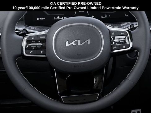 Certified 2025 Kia Sorento SX FWD image 22