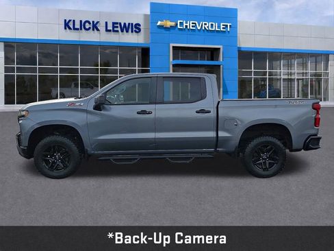 Used 2020 Chevrolet Silverado 1500 LT Trail Boss w/ Convenience Package image 4
