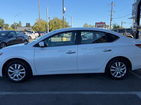 Used 2013 Nissan Sentra S FWD image 4