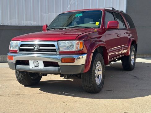 Used 1998 Toyota 4Runner Limited AWD/4WD image 3