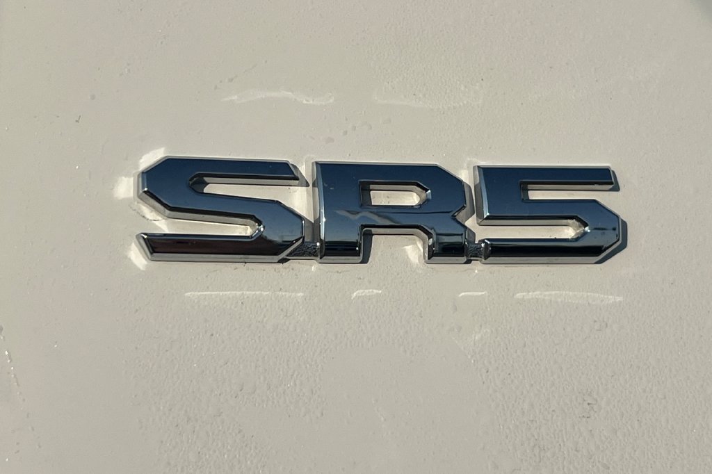 Certified 2025 Toyota Tacoma SR5 AWD/4WD image 29