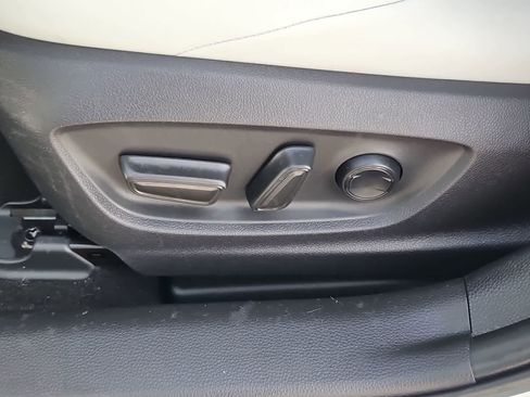 Used 2024 Toyota Corolla XSE image 18