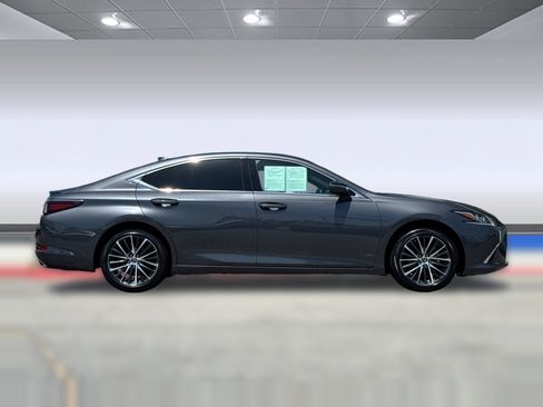 Used 2023 Lexus ES 350 w/ Premium Package FWD image 7