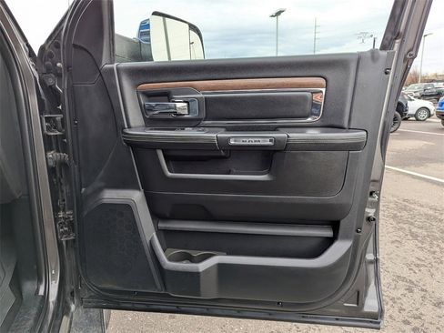 Used 2018 RAM 2500 Laramie image 37