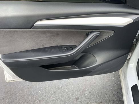 Used 2021 Tesla Model 3 Long Range image 25