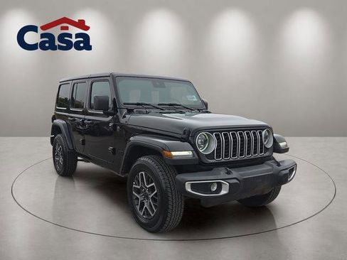 Used 2025 Jeep Wrangler Unlimited Sahara AWD/4WD image 1