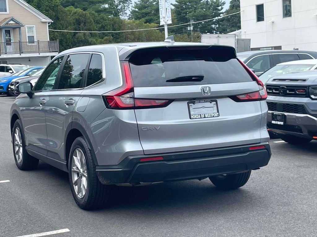 Used 2024 Honda CR-V EX-L image 6