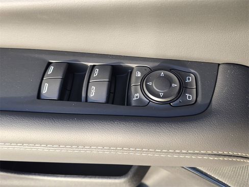 New 2026 GMC Yukon Elevation image 29