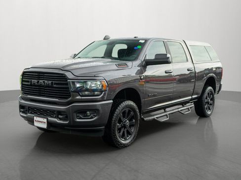Used 2019 RAM 2500 Big Horn w/ Night Edition AWD/4WD image 3