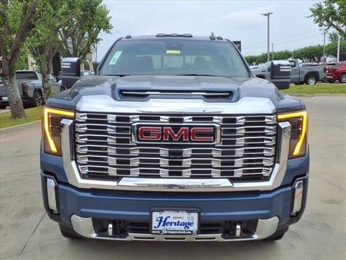 New 2025 GMC Sierra 3500 Denali w/ Denali Reserve Package image 25