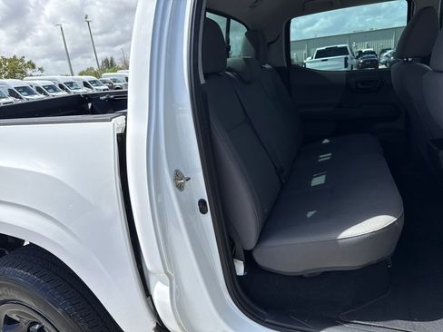 Used 2017 Toyota Tacoma SR image 24