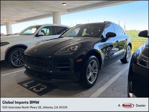 Used 2020 Porsche Macan AWD/4WD image 1