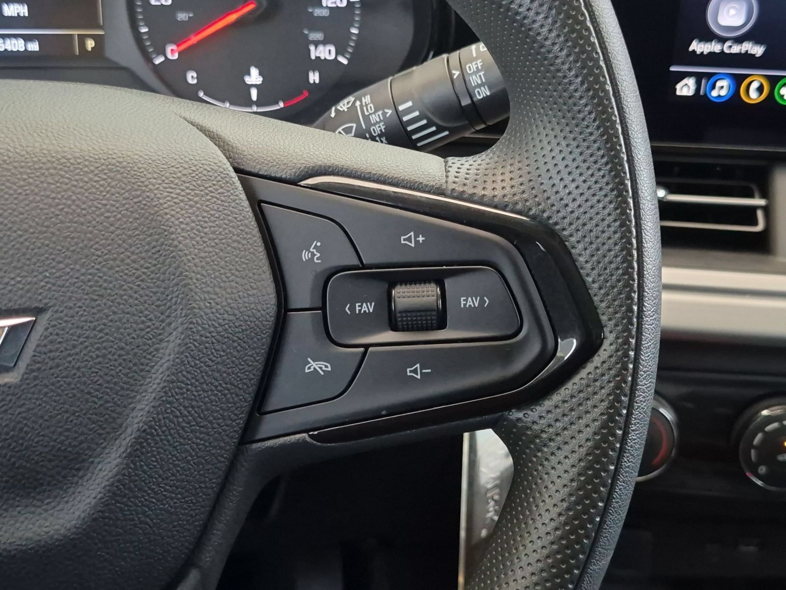 Used 2026 Chevrolet Trax LS FWD image 14