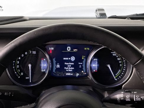 Used 2023 Jeep Wrangler Unlimited w/ Cold Weather Group image 41